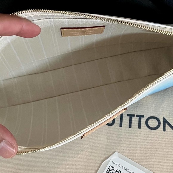 New Louis Vuitton By The Pool Multi Pochette Large Pochette - Picture 3 of 9